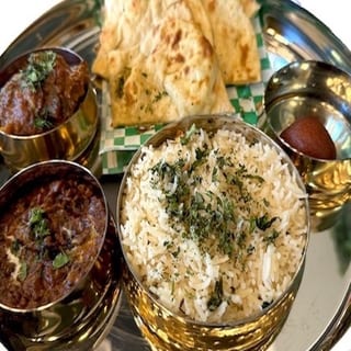 Daily Lunch Special - Non-Veg Goat Combo With Naan
