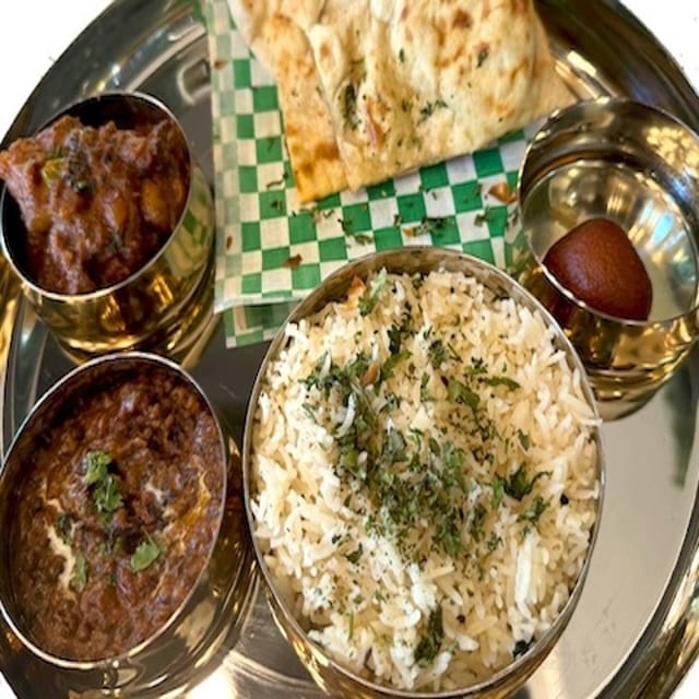 Daily Lunch Special - Non-Veg Lamb Combo With Naan.